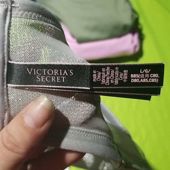 Bra - Picture 3 of 3